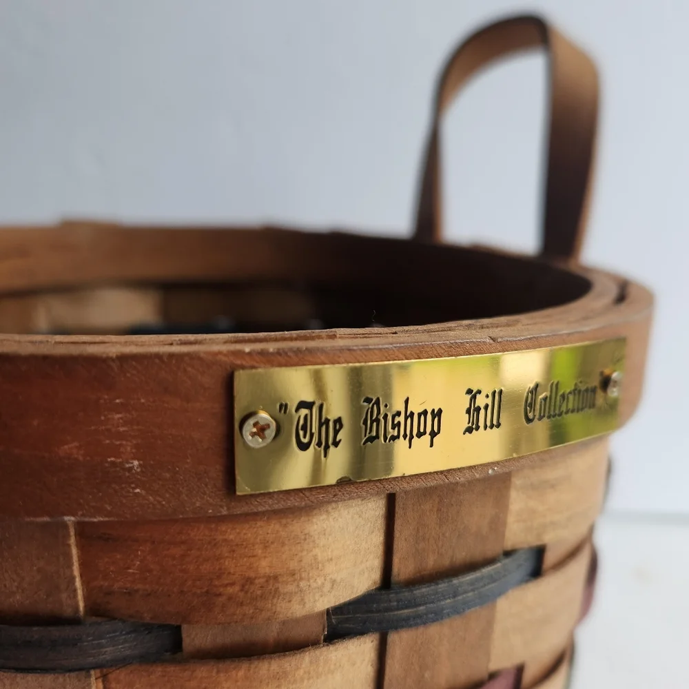 Vintage Bishop Hill Collection Round Woven Basket with Handles